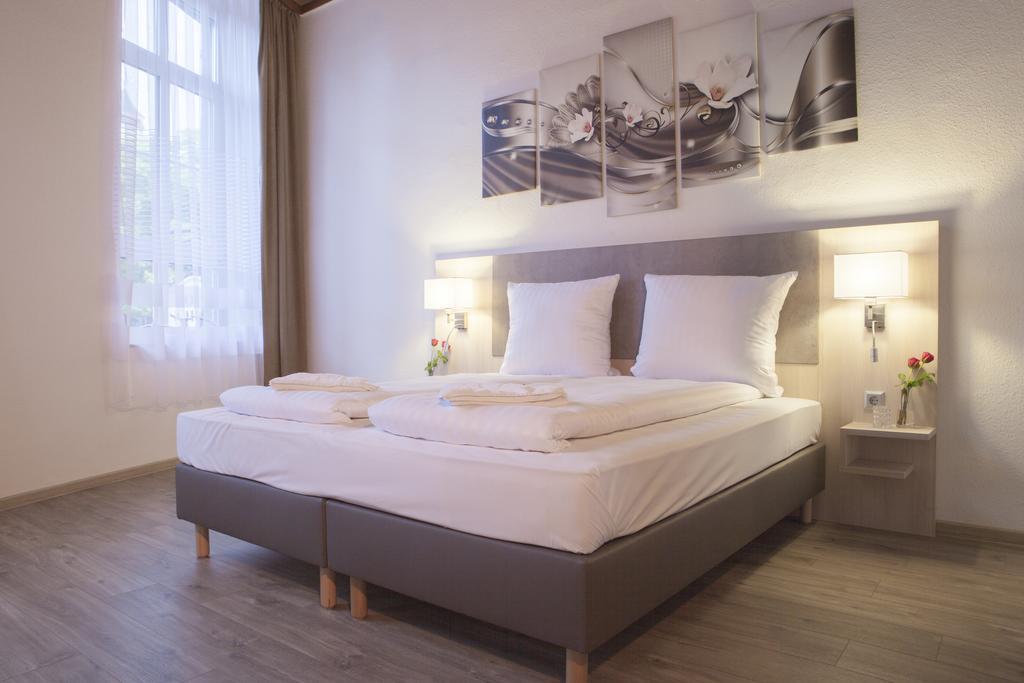 Hotel Schugt Brauweiler Eksteriør billede